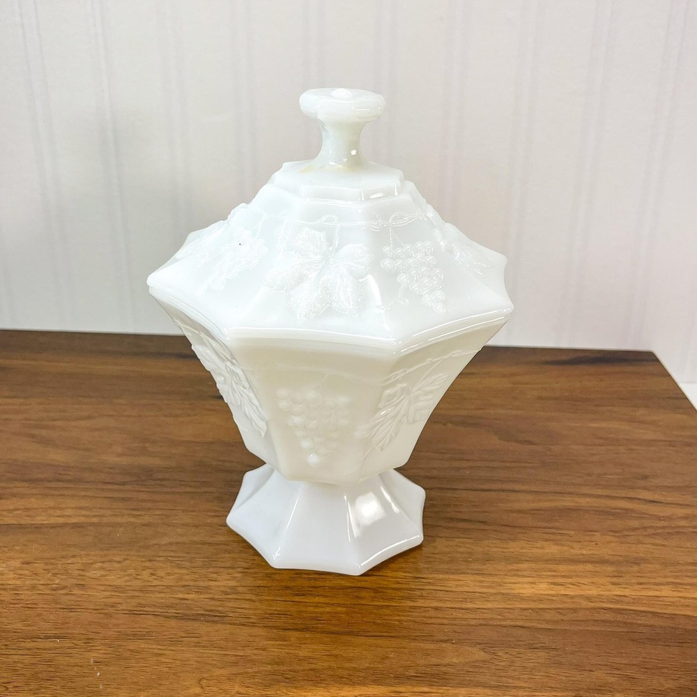 Vintage Milk Glass Pedestal Planter: Harvest Grape Pattern‎ Vase